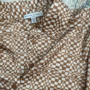 Worn Once,Brown & white checkered satiny buttonup shirt with tie bottom size XS